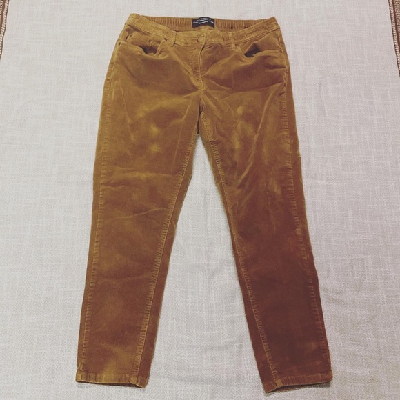 Pennington slightly curvy Carmel brown corduroy pants - Picture 2 of 4